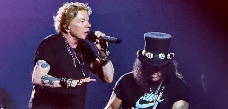 Guns N’ Roses se apresenta em arena reduzida em Bangkok após mudança de local